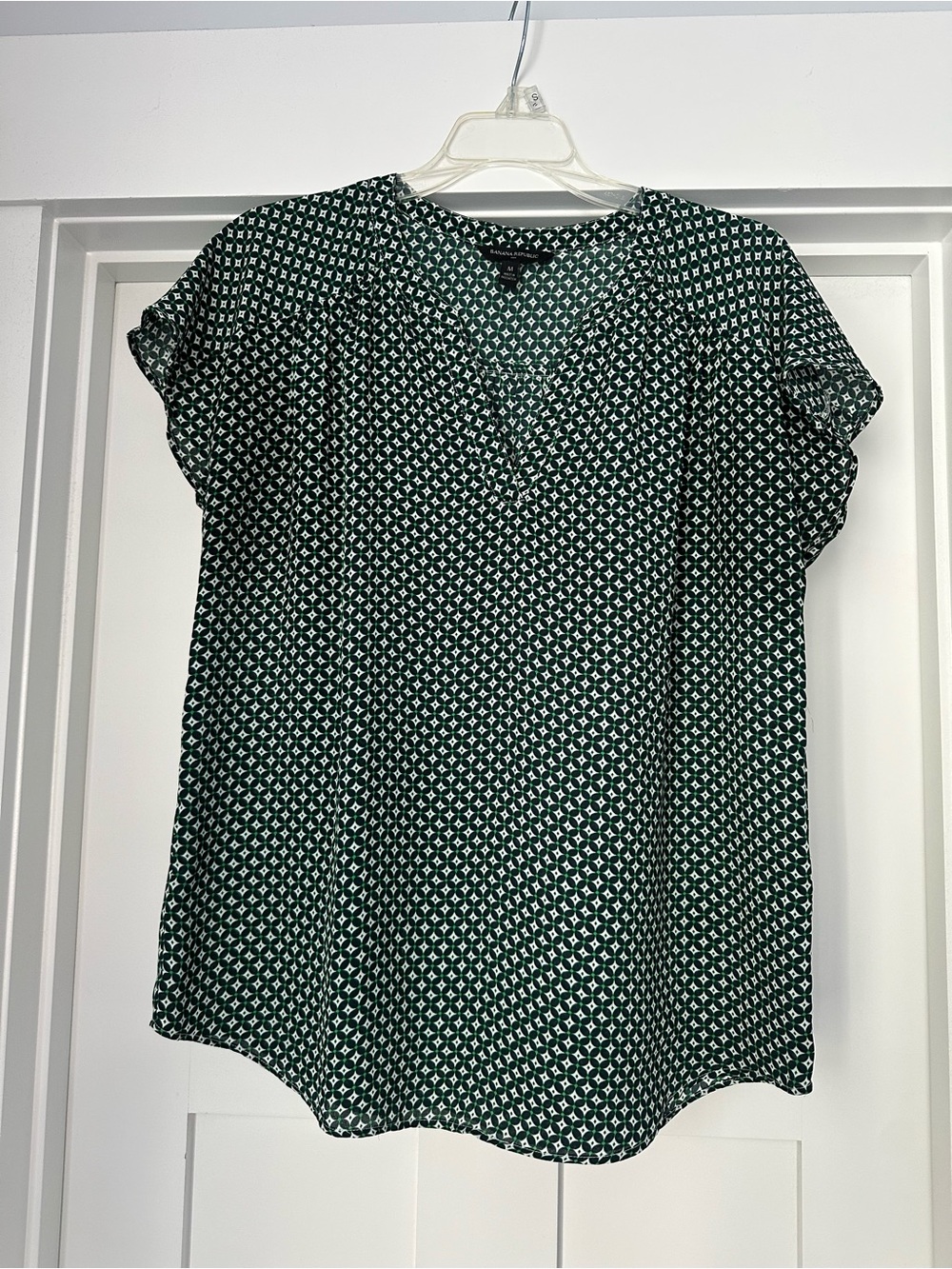 Banana Republic Green and White Geometric V-Neck Blouse